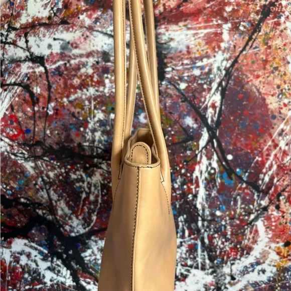 Furla Leather Tan Bag Minimalist Design - Picture 4 of 11